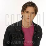 16-01-2001 Johnny de Mol at studio in Amsterdam.

[keywords]Posed, Headshot, Eyecontact[/keywords]
